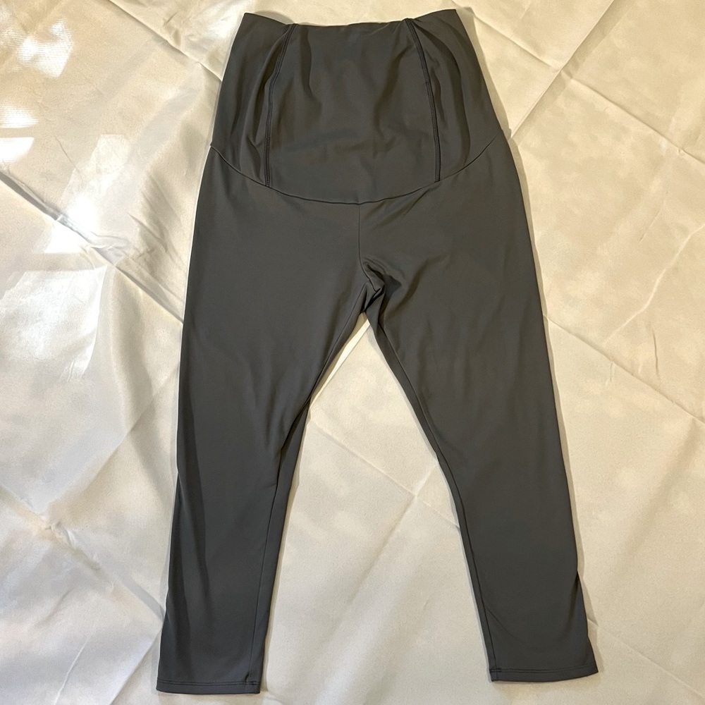 Maternity Yoga Pants/Athletic Pants/Leggings, Size Small